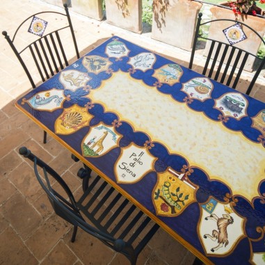 Table en pierre de lave Palio di Siena