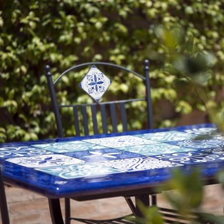 Tavolo in pietra lavica Maison  ceramica di deruta