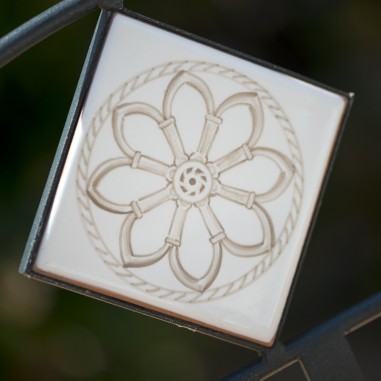 Iron chair with seat 16x16" h18" Assisi decoration Italian Pottery