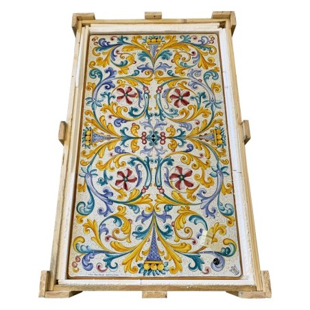 Tavolo in pietra lavica Grottesche