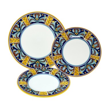 Servizio di piatti Farfalle  ceramica di deruta