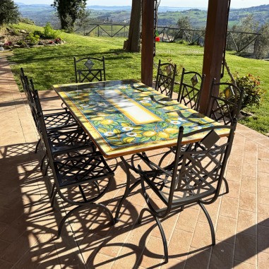 Table en pierre de lave Sorrento Céramique artisanale italienne originale de Deruta
